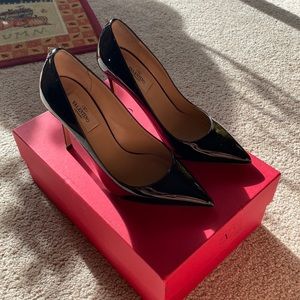 Leather Valentino Garavani Pumps